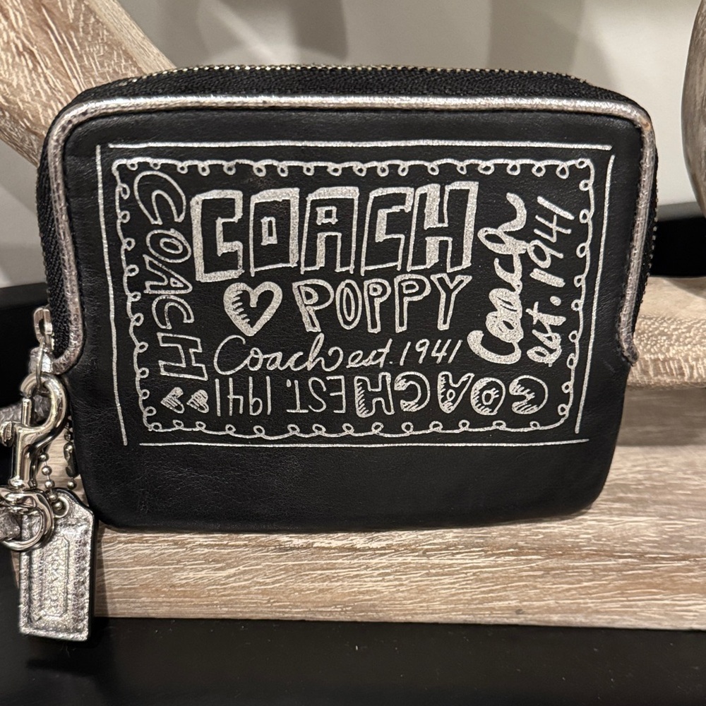 Coach Poppy Ocelot Metallic Wristlet - Picture 2 of 9
